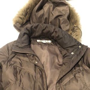 Kenneth Cole New York down jacket. Taupe color